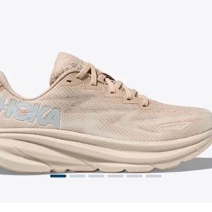 Hoka Clifton 9 Eggnog/Shifting Sand 8D Women